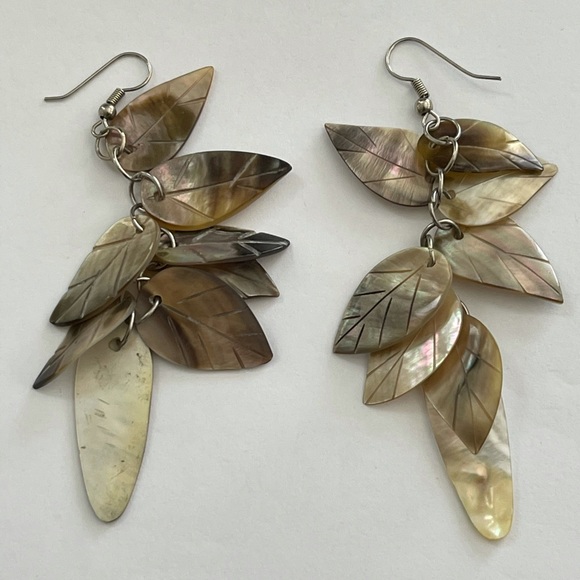 Vintage Jewelry - Carved leaf cluster mother of pearl drop earrings